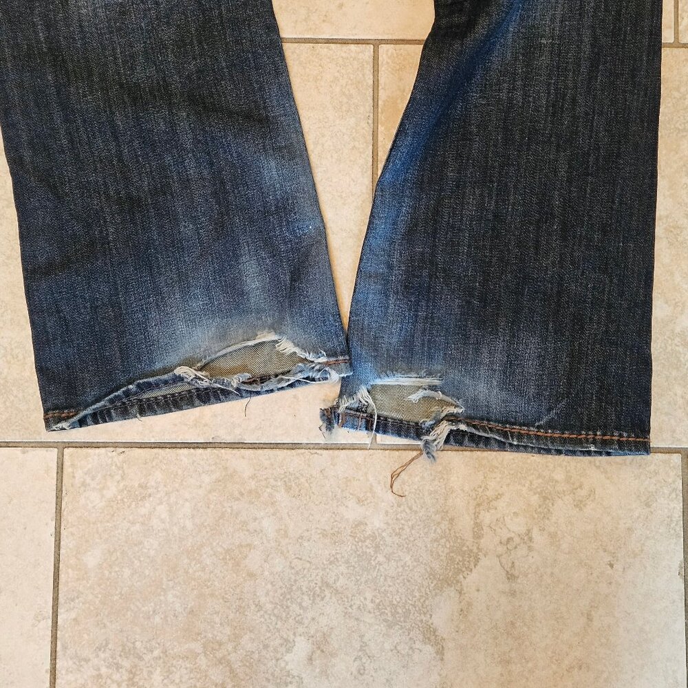 Kut from the Kloth Women's "So Low" Jeans, Size 6 - Picture 9 of 15